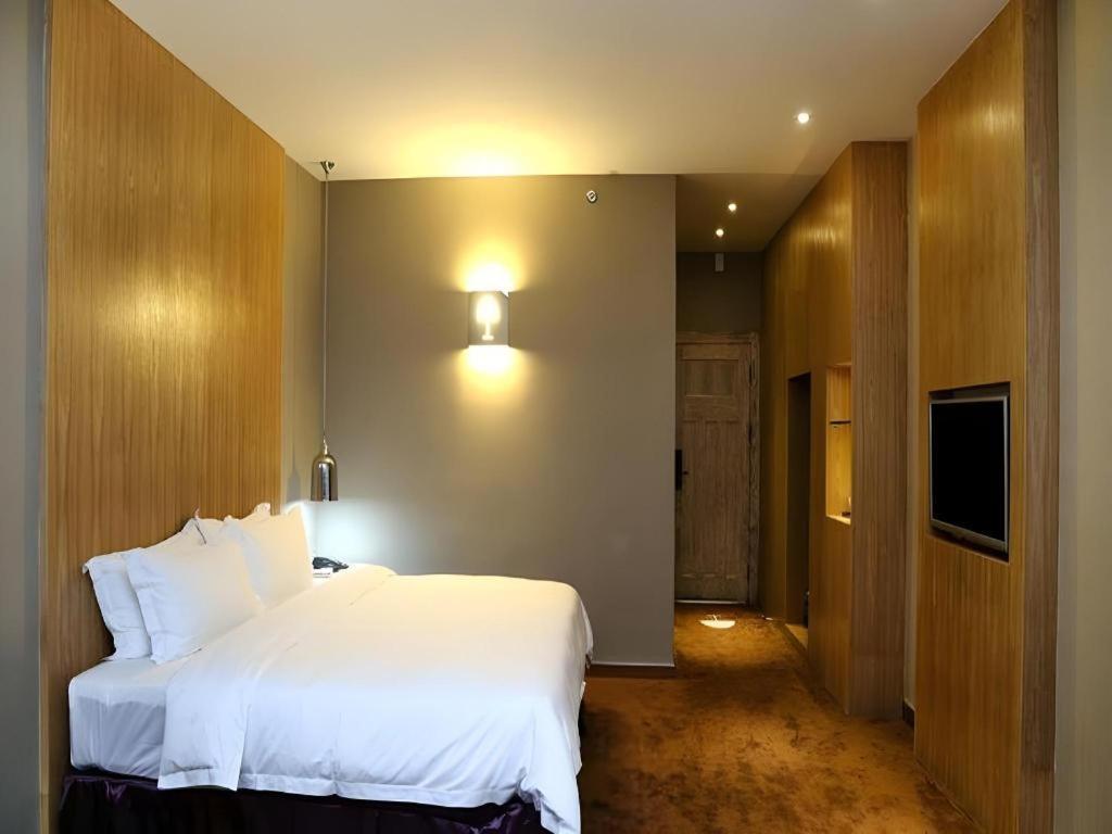 The Art Hotel Sencsen Kültér fotó